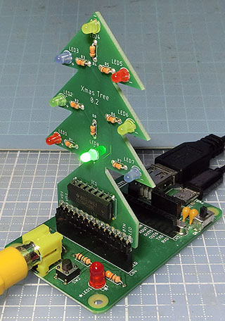 xmastree.jpg